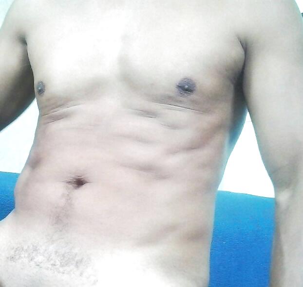 写真を見る
 #37499421