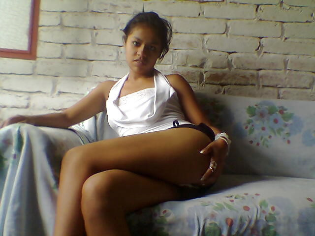 Mi morena posa bien rica #27980025