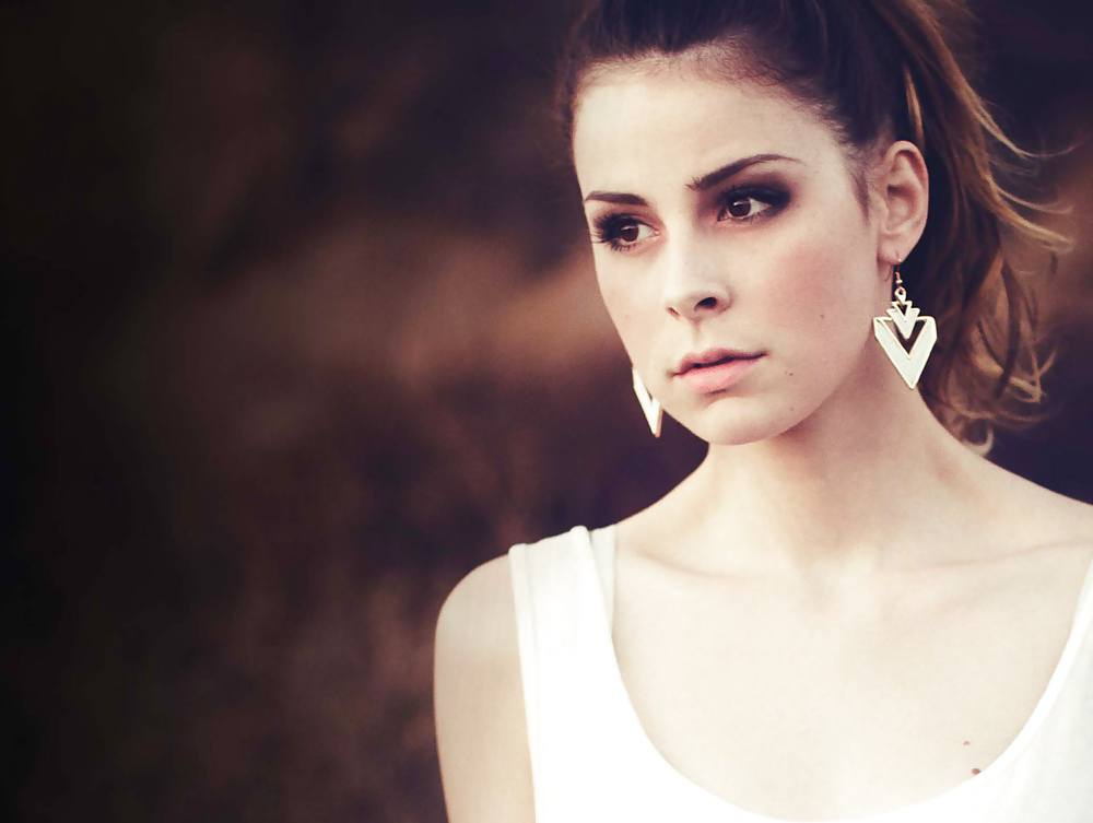 Nuovo lena meyer landrut ultimate bitch collection 2
 #36757783