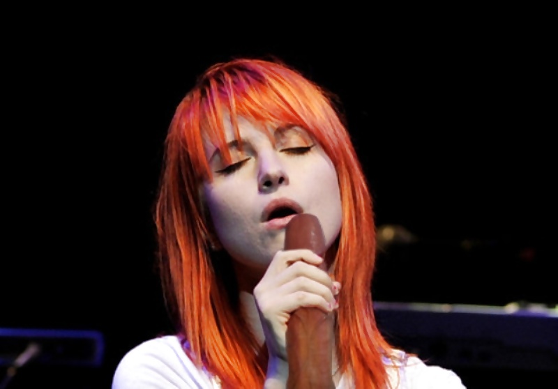 HAYLEY WILIAMS BLOJOB xCADAVERX 
 #30343608