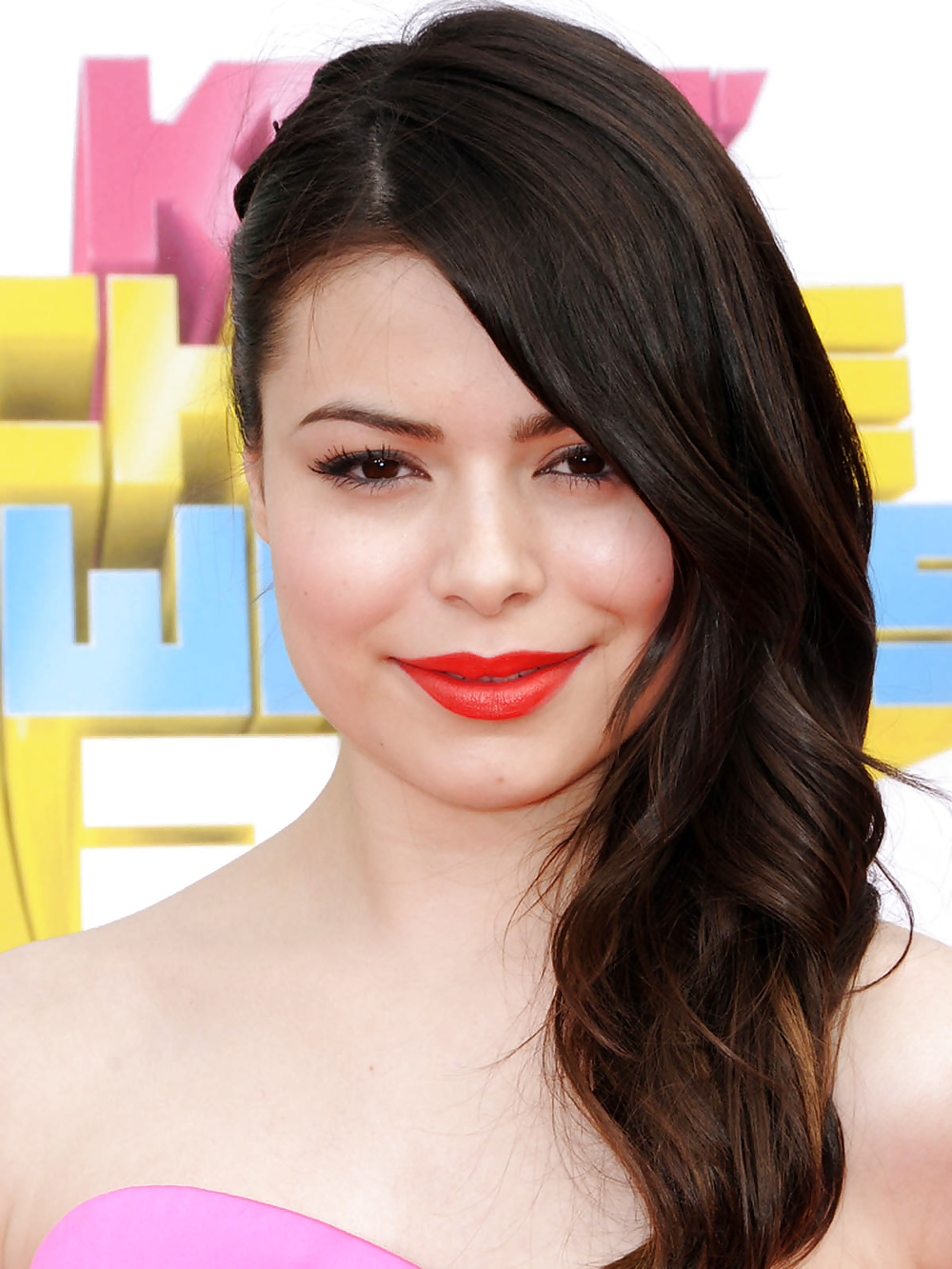 Miranda Cosgrove #29640920