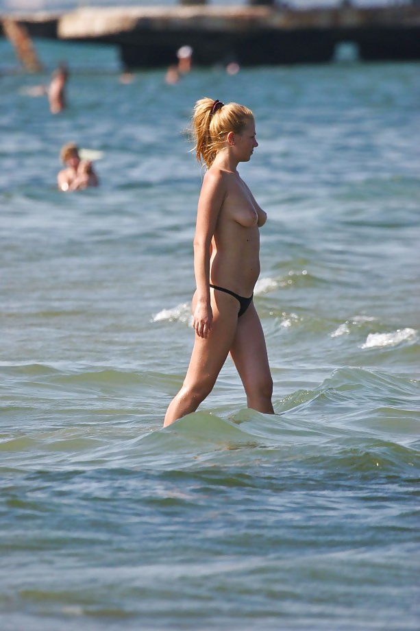 Amateur-Mädchen Am Strand 2 #33011210