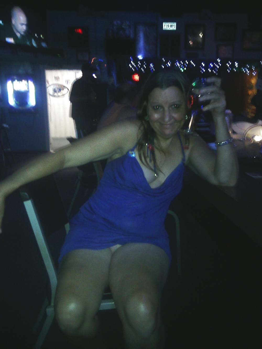 Ihre Muschi An Der Bar Zu Blinken #29195591