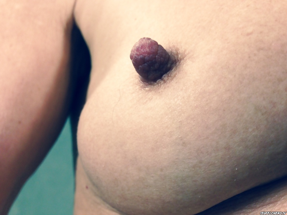 Geile Titten mit steifen Nippeln #28194234