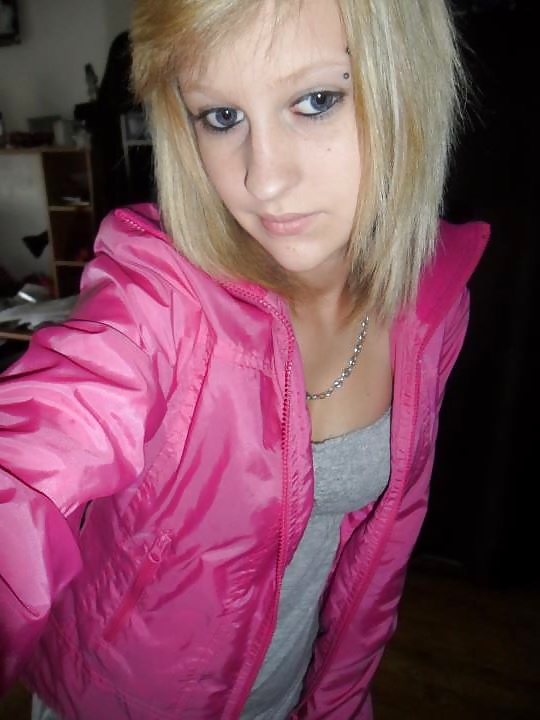 Blondasse putean a los negros 2
 #39194508