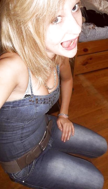 Blondasse putean a los negros 2
 #39194580