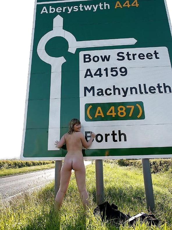 Public Nudes in the UK #31370653