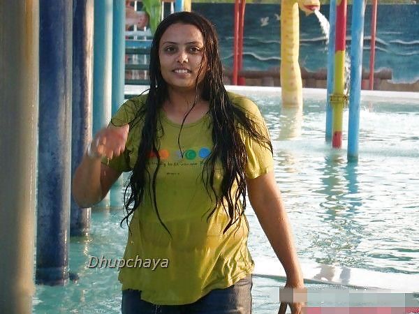 Desi Aunty at Water Park Enjoying Wet #24889073