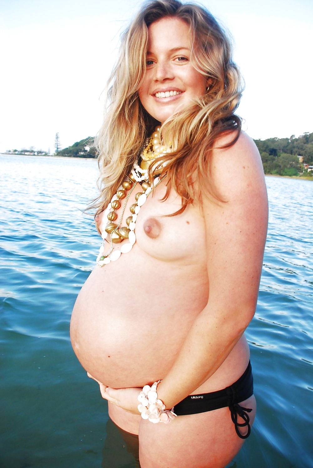 Pregnant amateur private colection...if you know her #31088383