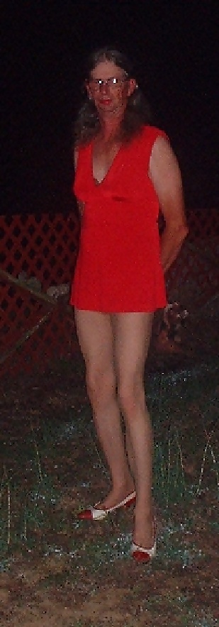 Short red  1 #27415993