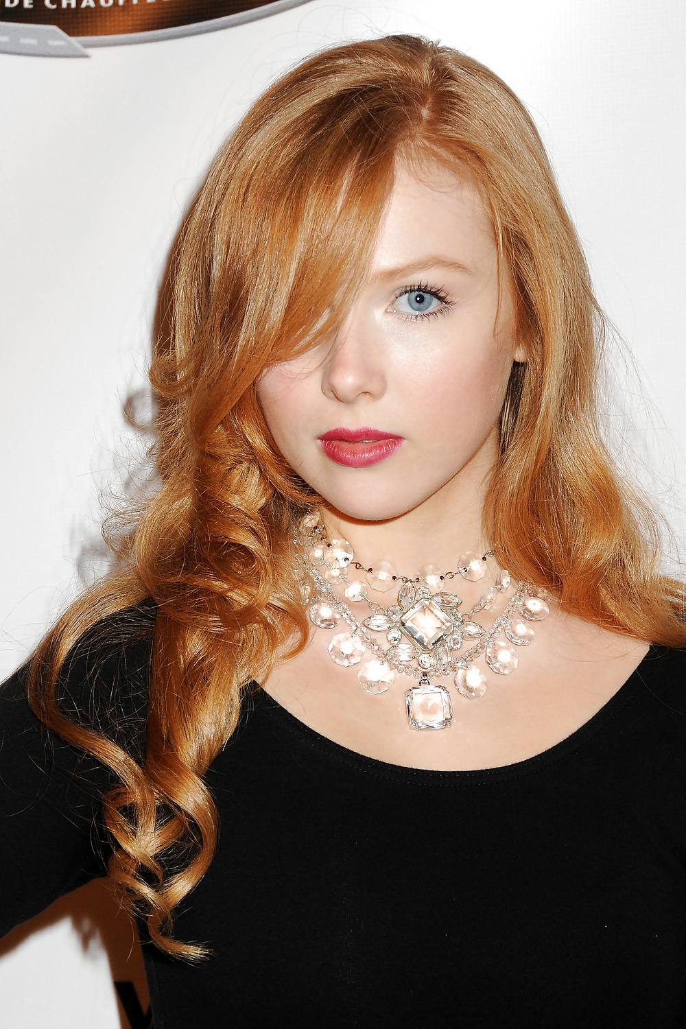 Molly Quinn #34593792