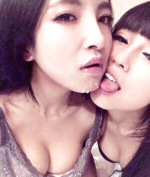 WeChat - Asian Chinese Lesbian Couple #40824976