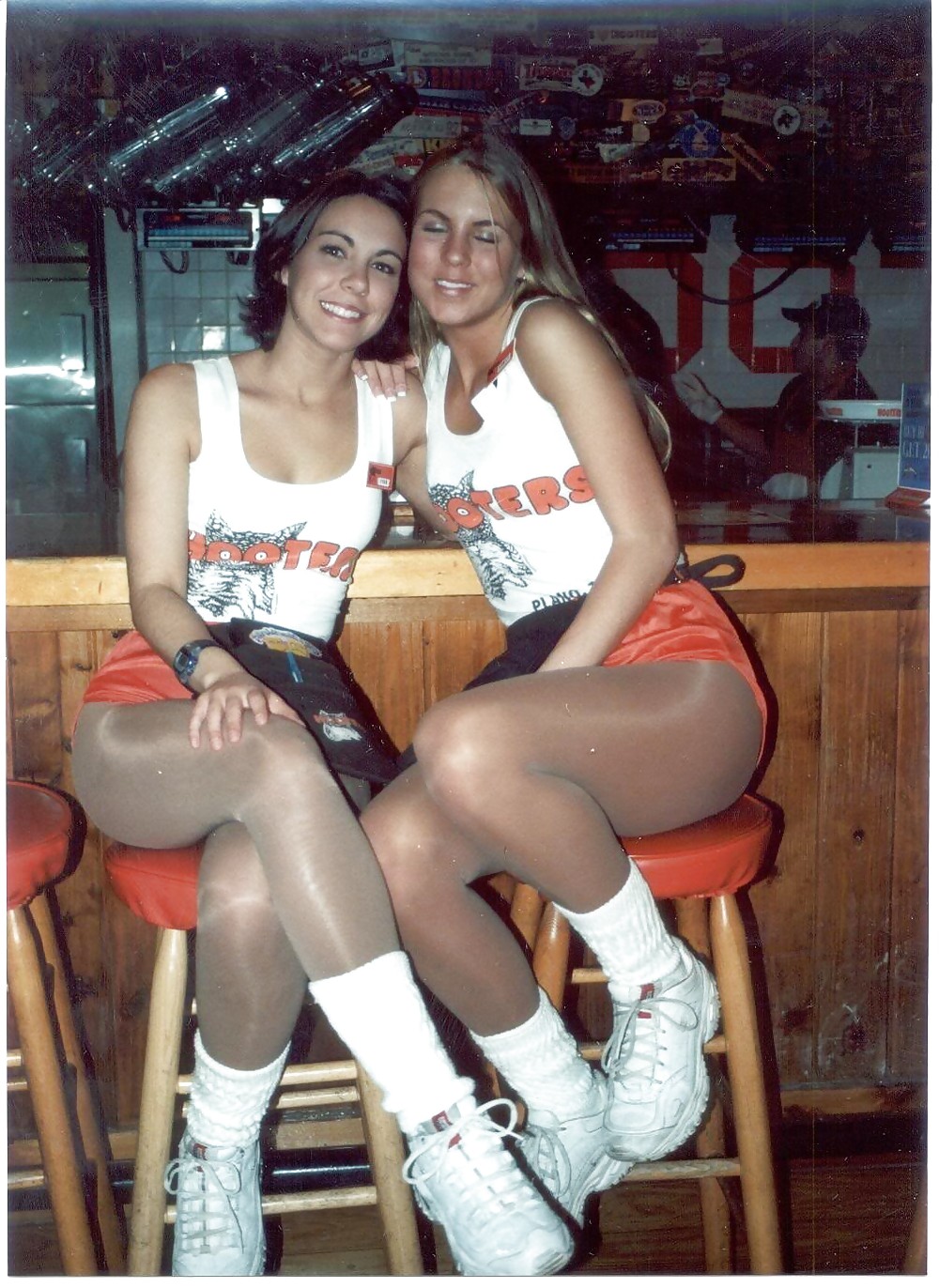 Ragazze in collant di hooters
 #23092923