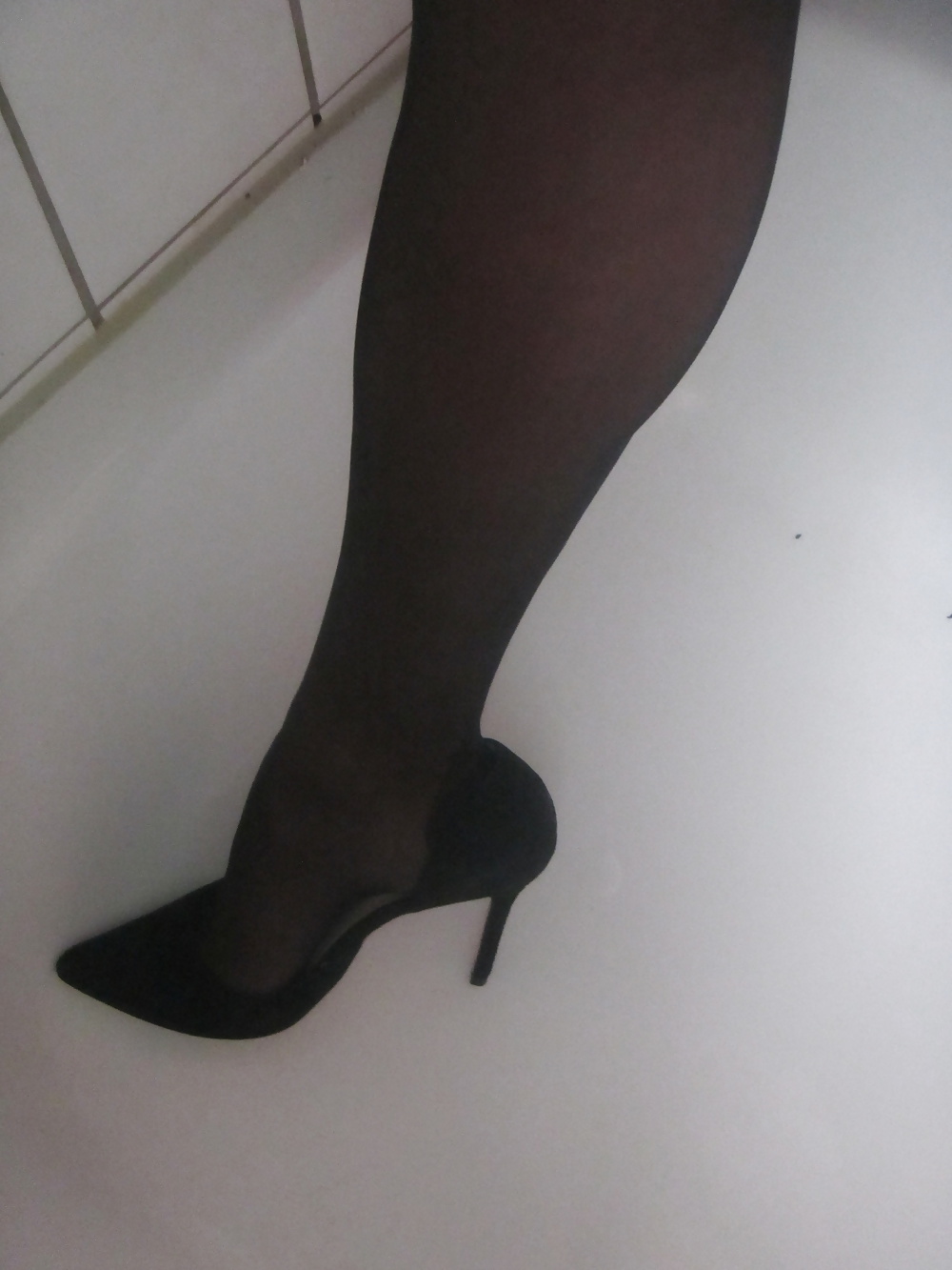 Back seamed nylons... #31191145