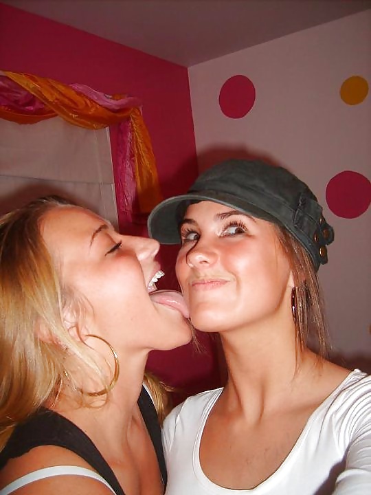 Las putas de Facebook dejan comentarios desagradables para más
 #30691012