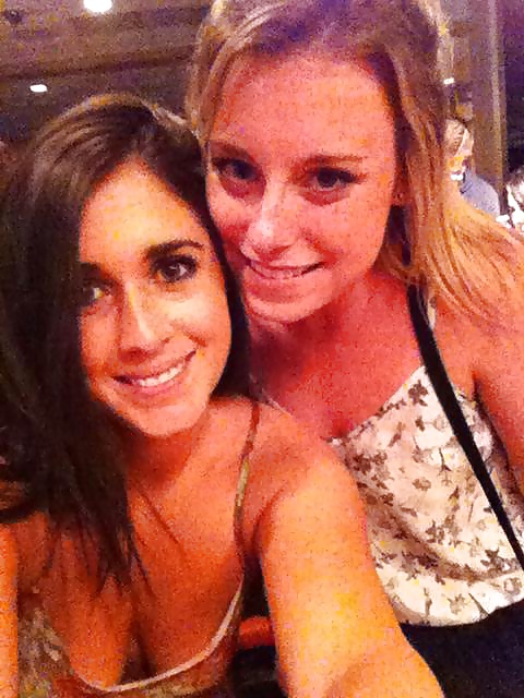 Las putas de Facebook dejan comentarios desagradables para más
 #30691061