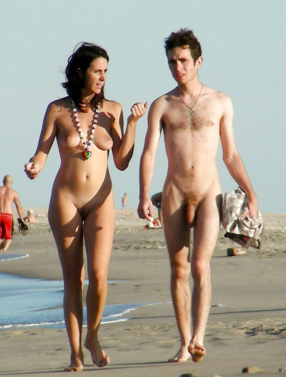 Couple De Nudistes #33561259