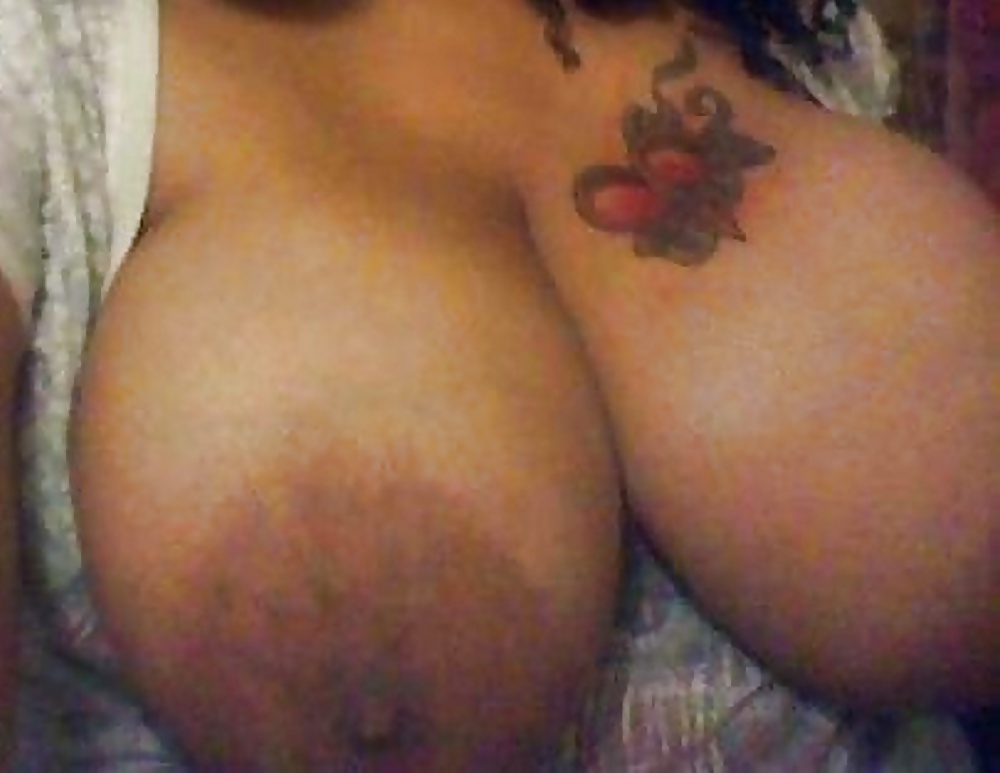 Areolas negras grandes parte 33
 #38560043