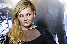 Abigail Breslin #33962602