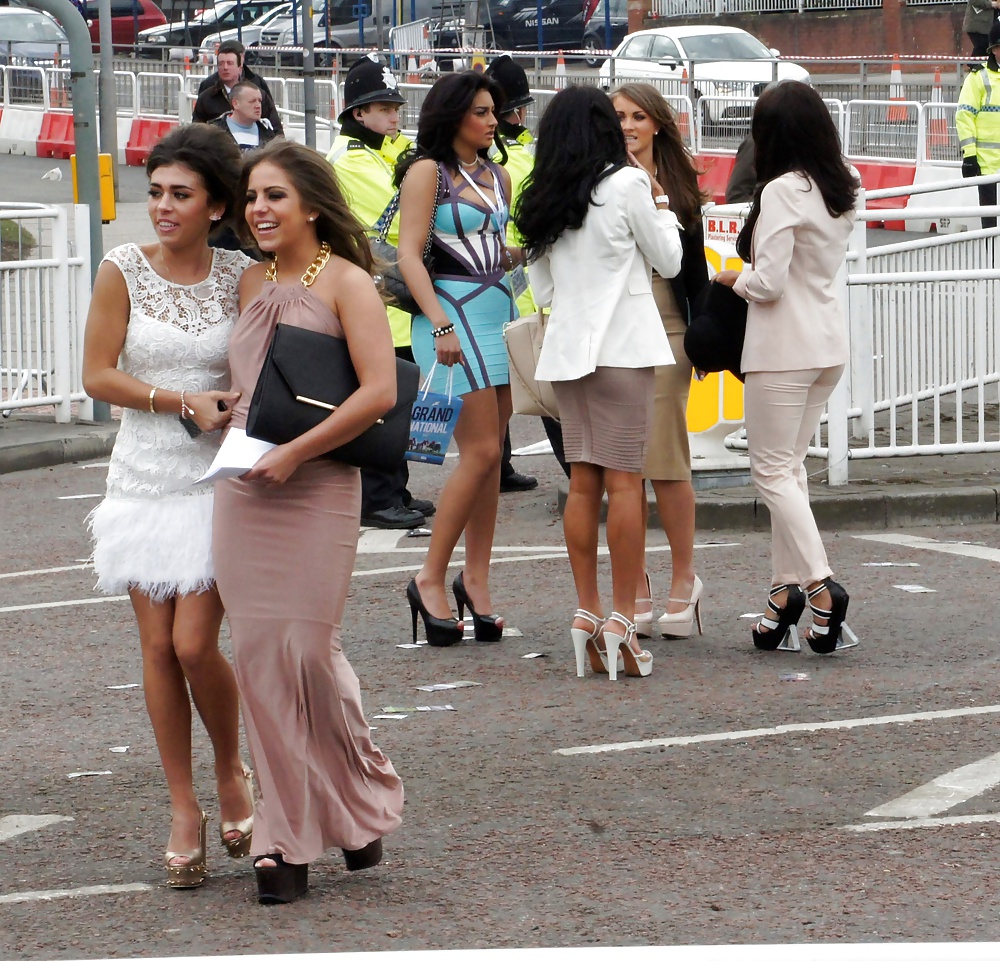 Candid Photos #35301968