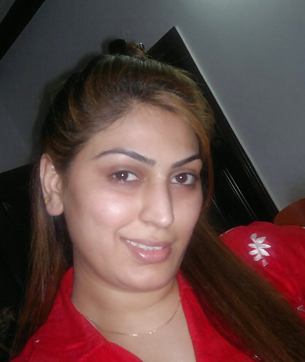 Pakistani aysha ch. sexy body for you long cock
 #35294445