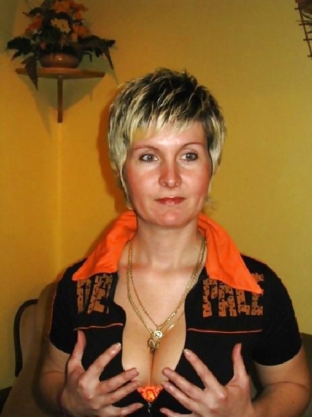 Amateur Short - Haired MILF SeT (Simon1988) #28339365