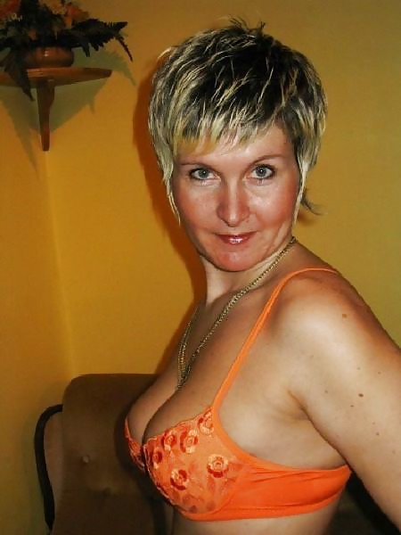 Amateur Short - Haired MILF SeT (Simon1988) #28339370