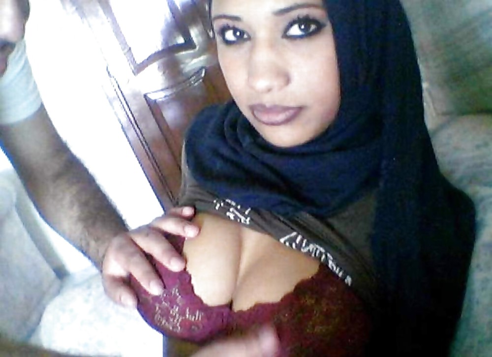 Arab Amateur Muslim Beurette Hijab Big Ass Vol.4 #23483168