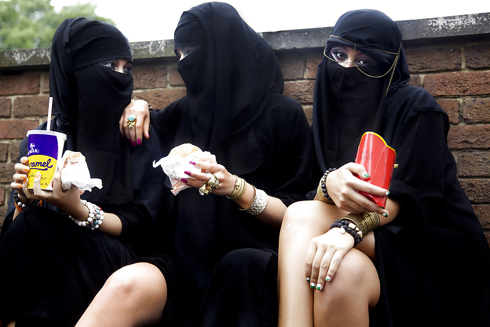 Árabe amateur musulmán beurette hijab gran culo vol.4
 #23483190