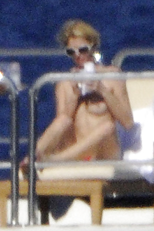 Celebs naked :) 
 #31646435