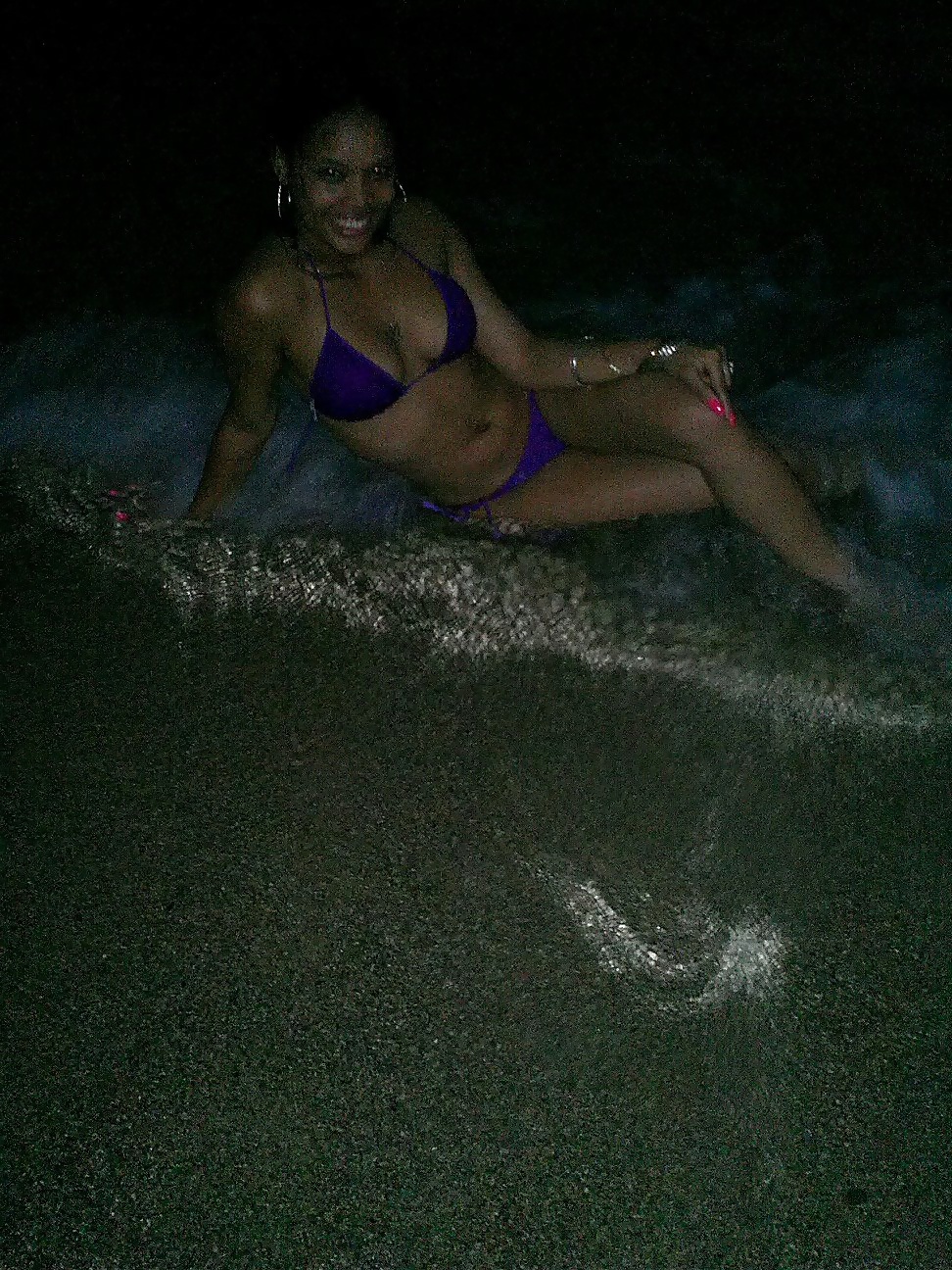 Morena Chilena Caliente #36810221
