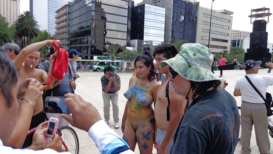 World Naked Bike Ride Mexiko 2014 #33871833