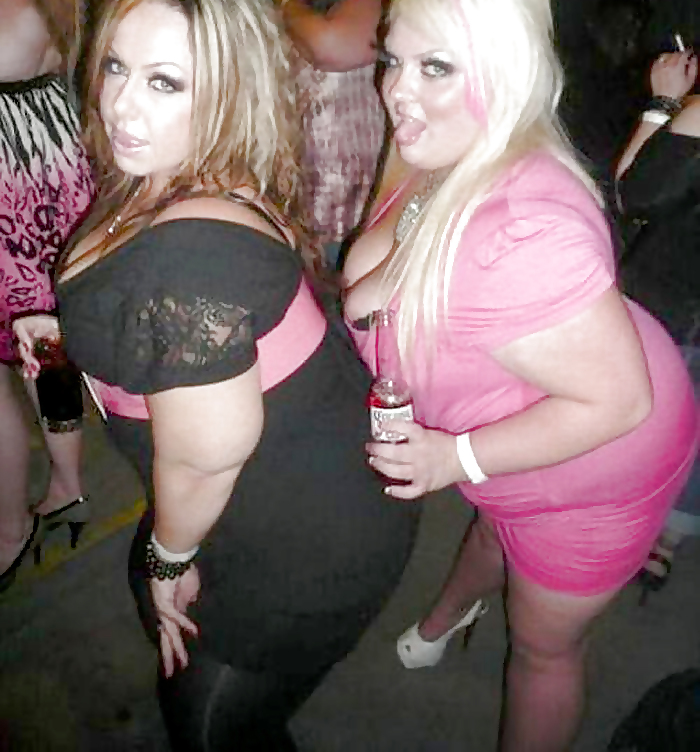 Lo que tu madre lleva cuando quiere un poco de coño 2
 #23152569