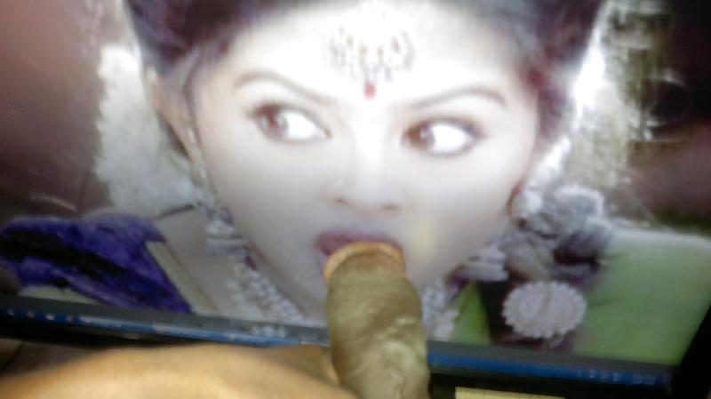 Hahn Zu Sneha #37536578