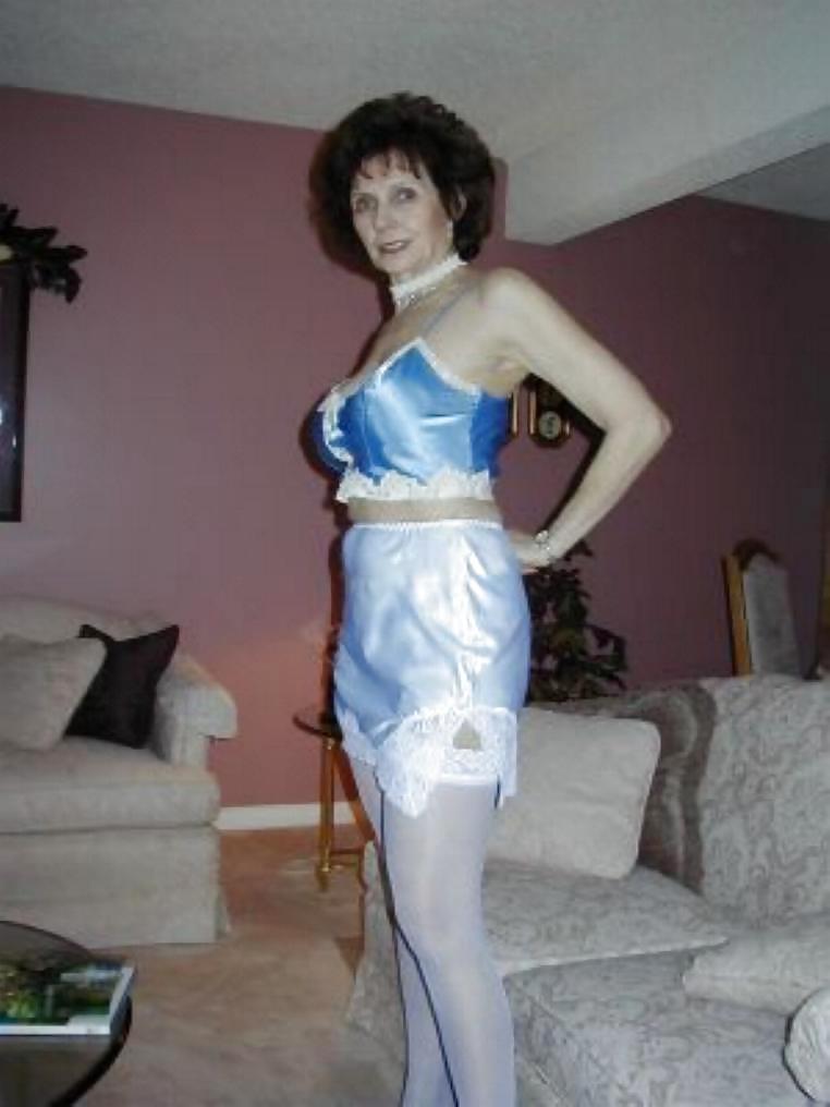 Half Slips #33911572