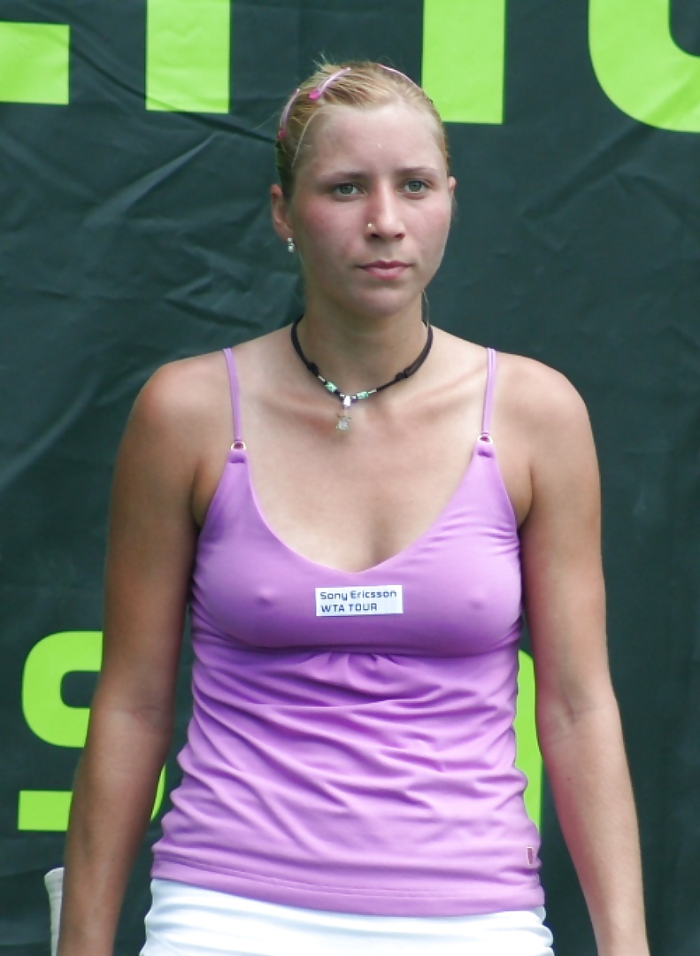 Alona bondarenko
 #39806374