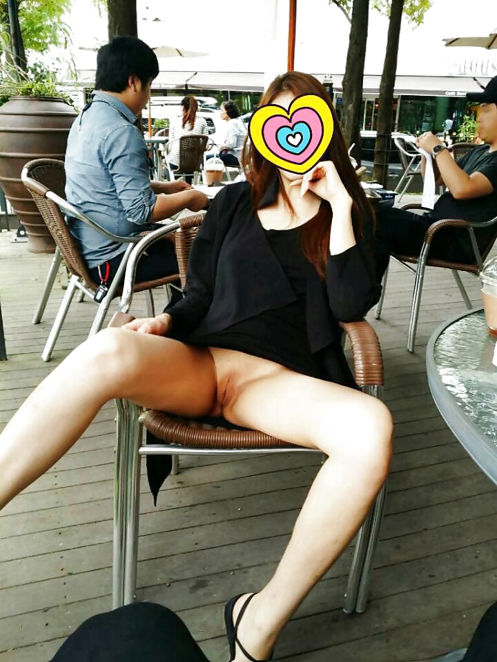 Korean girl flashing in public #26372915