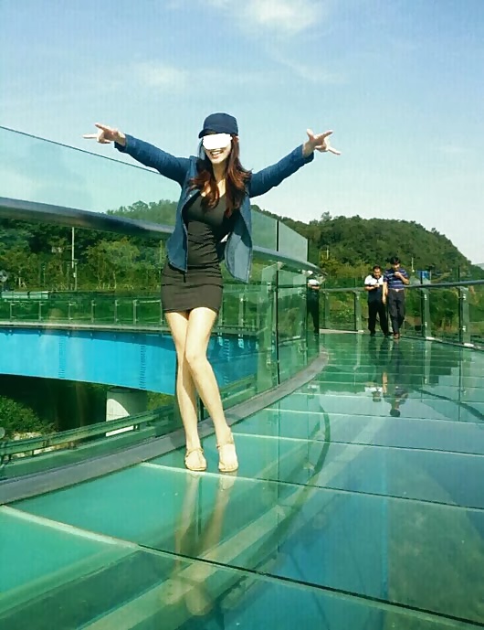 Korean girl flashing in public #26372943