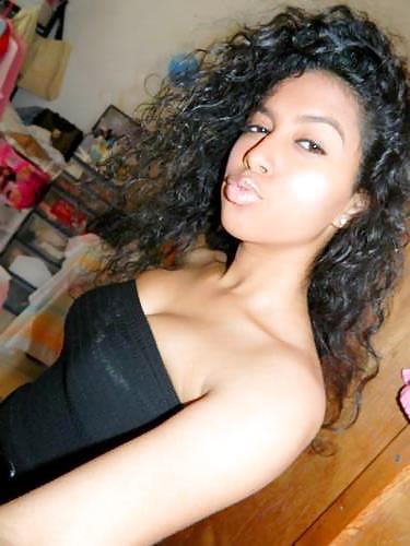 Hermosas chicas negras calientes
 #23927189