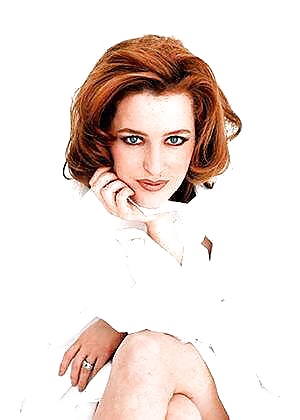 Gillian Anderson #25422905