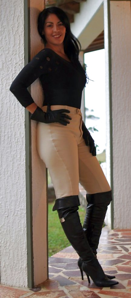 ¡Soy adicta a las botas piratas!
 #36937624