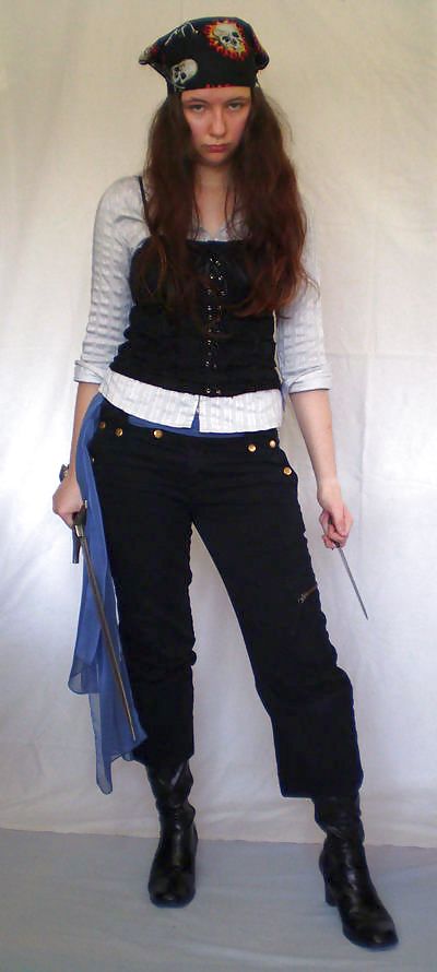 ¡Soy adicta a las botas piratas!
 #36937807