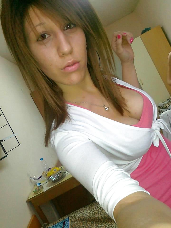 Bulgarian girl: Viktoria #22875515