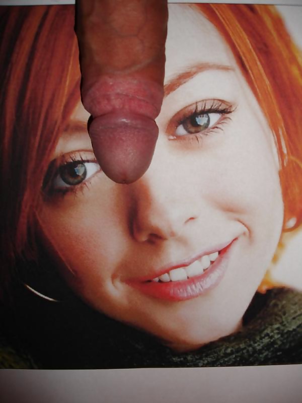 Alyson Hannigan #24057709