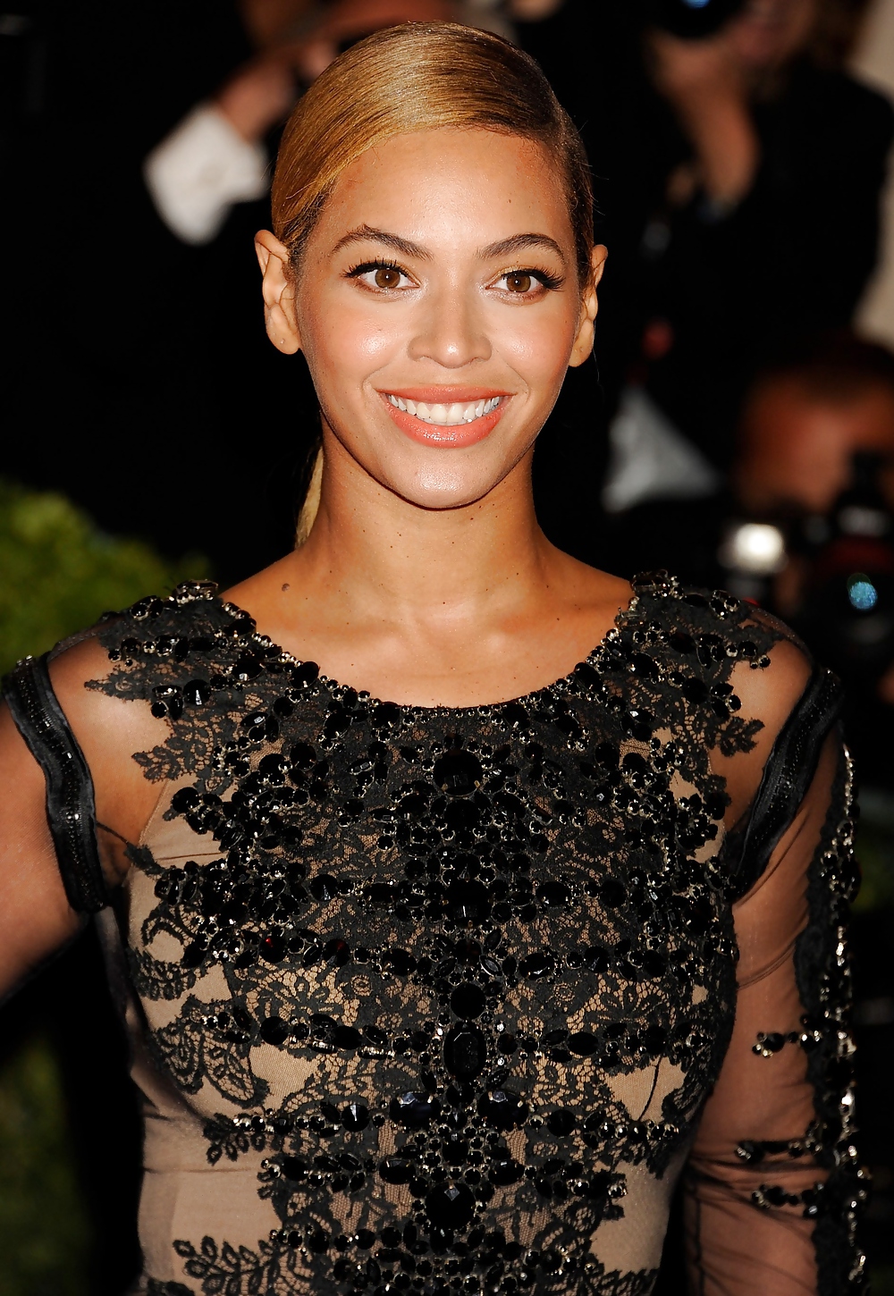 Beyonce
 #37175255