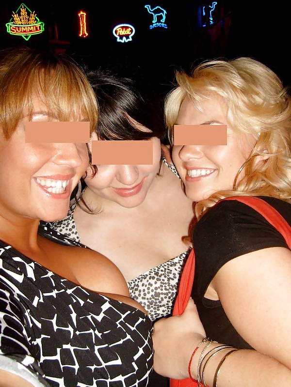 Me he follado sus tetas como un loco
 #35359757