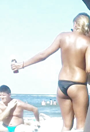 Spy teens summer beach romanian
 #26622595