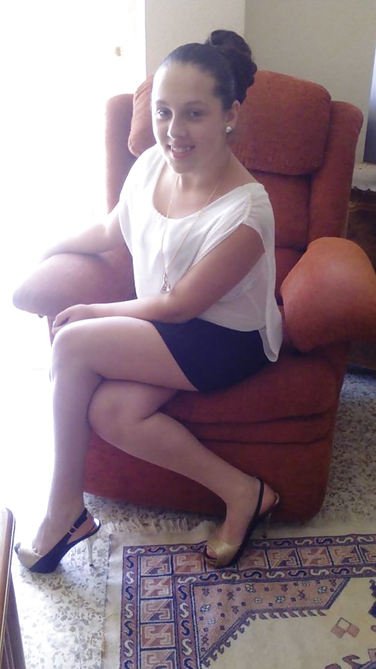 Mi hermana salma 
 #31209471