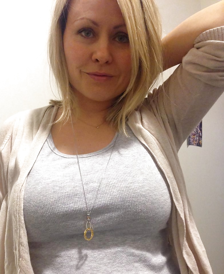 Sexy Celeb Bilder #32117001