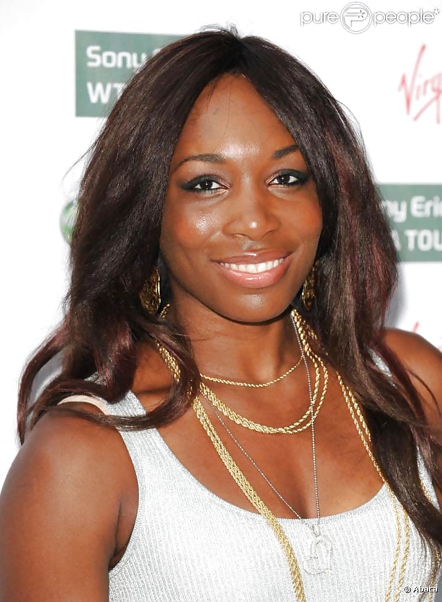 Sexy Celeb Bilder #32117109